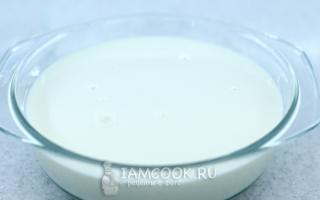 Как делают сгущённое молоко на производстве и в домашних условиях?